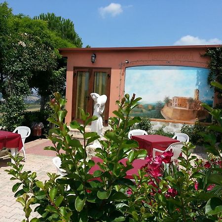 San Pietro  Azienda Agrituristica Piccolo Ranch מראה חיצוני תמונה
